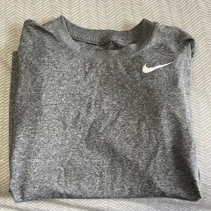 nike tee